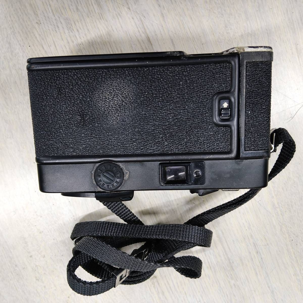 ジャンク】Konica C35 EF フィルムカメラ ケース・ストラップ付き