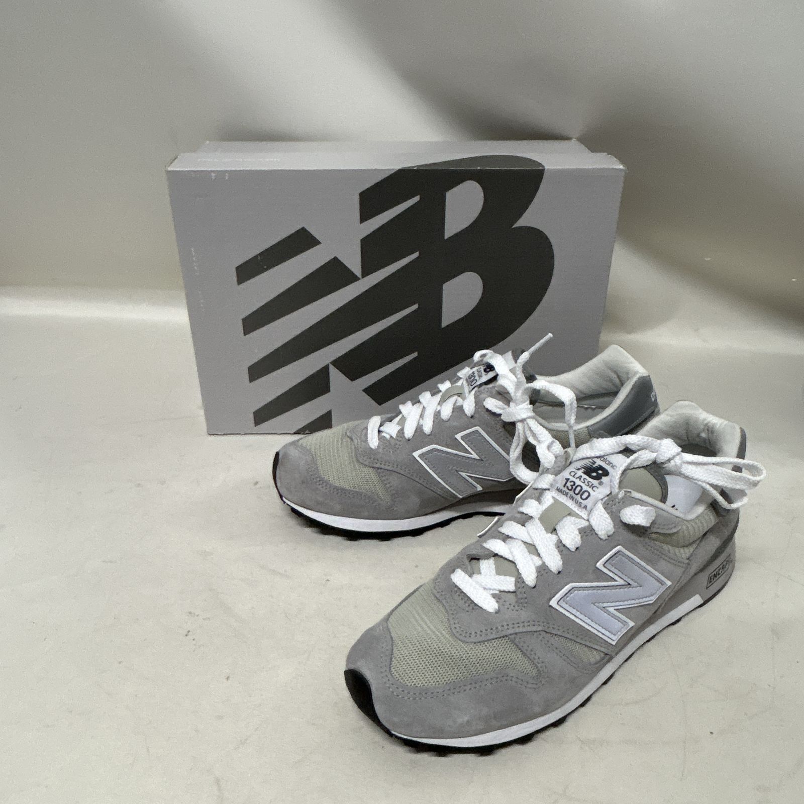 [浜館80-2352]　[店舗併売品] new balance ニューバランス U1300GY サイズ：28cm [中古品]
