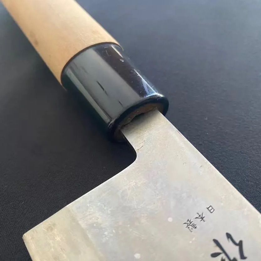日本製】本霞 出刃包丁 160mm 和包丁 水牛柄 箱付 - メルカリ