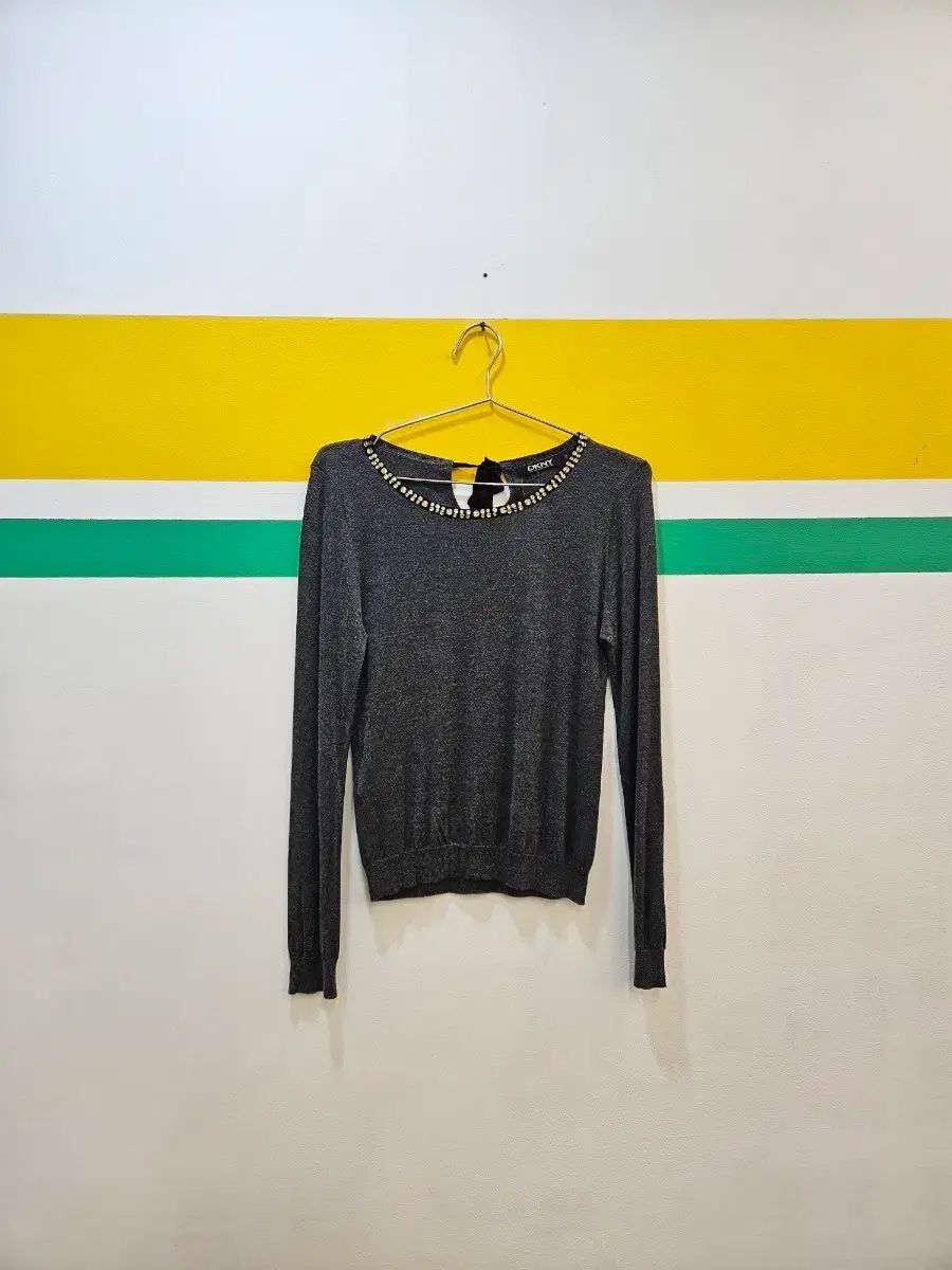 DKNY ビーズ ニット