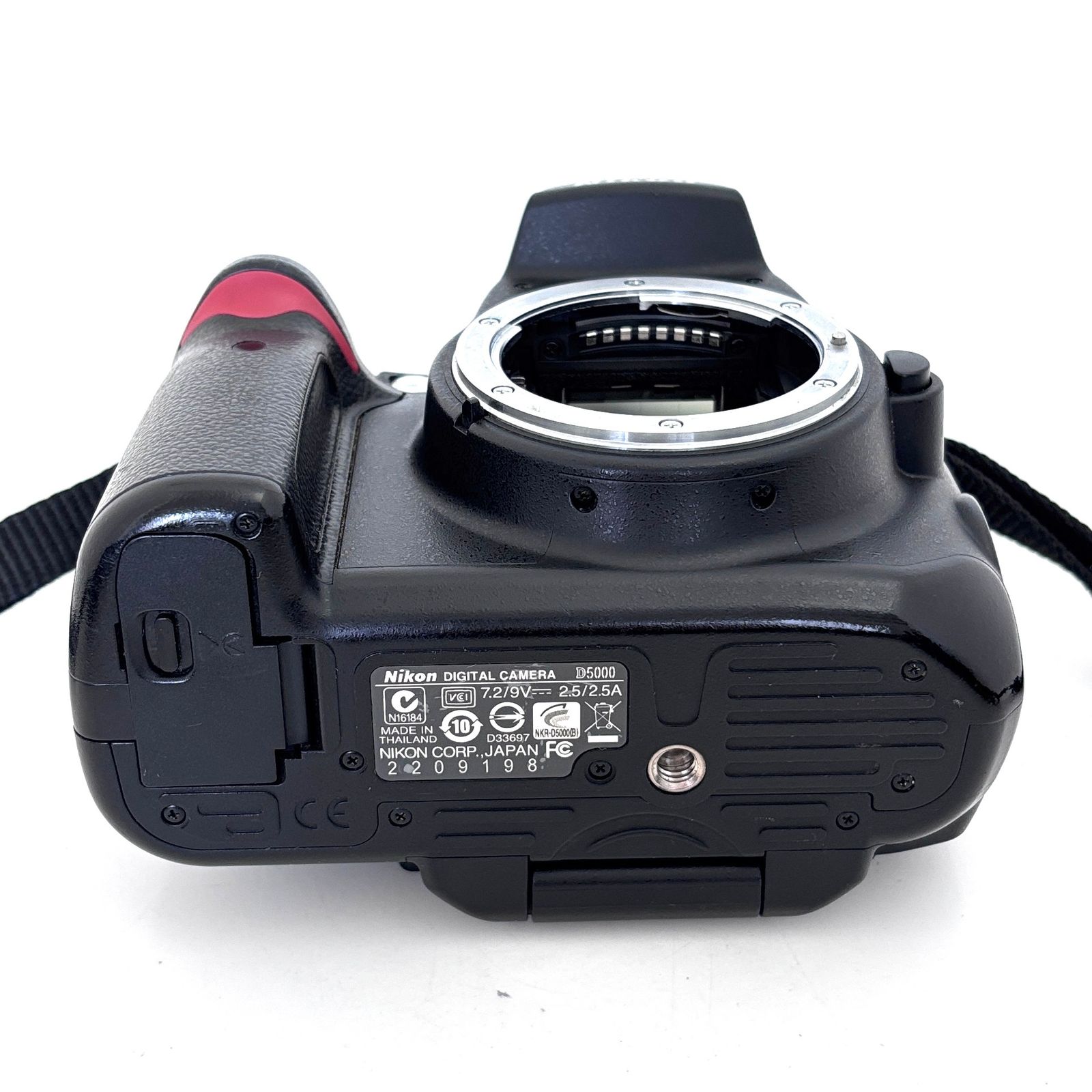 ニコン】Nikon D5000 デジタルカメラ +バッテリー #T985A - メルカリ