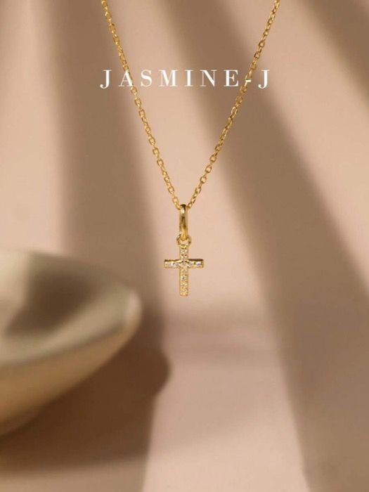 ジュエリー レディース ネックレス ペンダントネックレス 1個 925スターリングシルバー ラインストーンクロスペンダントネックレス、ゴールドカラー レディースネックレス、高級エレガントな純銀製ジュエリー、デイリーウェアやパーティーに最適、ベルベットギフ
