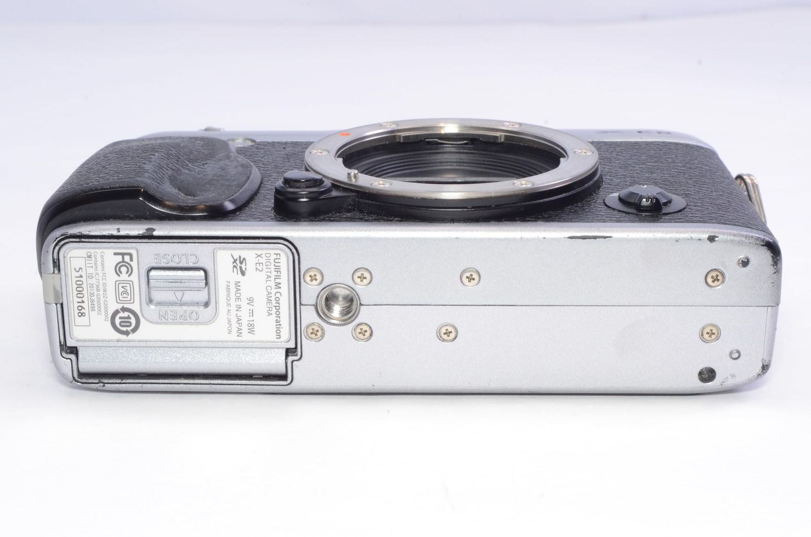 FUJIFILM X-E2S シルバー ボディ 動作確認済み 実用良好 付属品あり