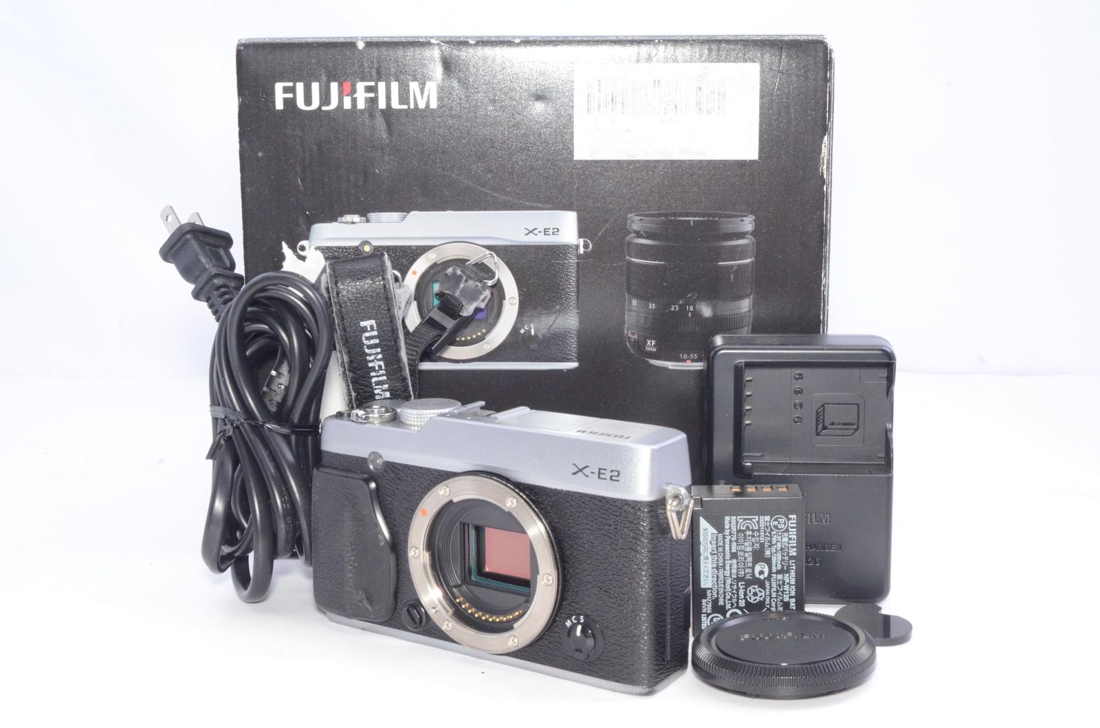 FUJIFILM X-E2S シルバー ボディ 動作確認済み 実用良好 付属品あり