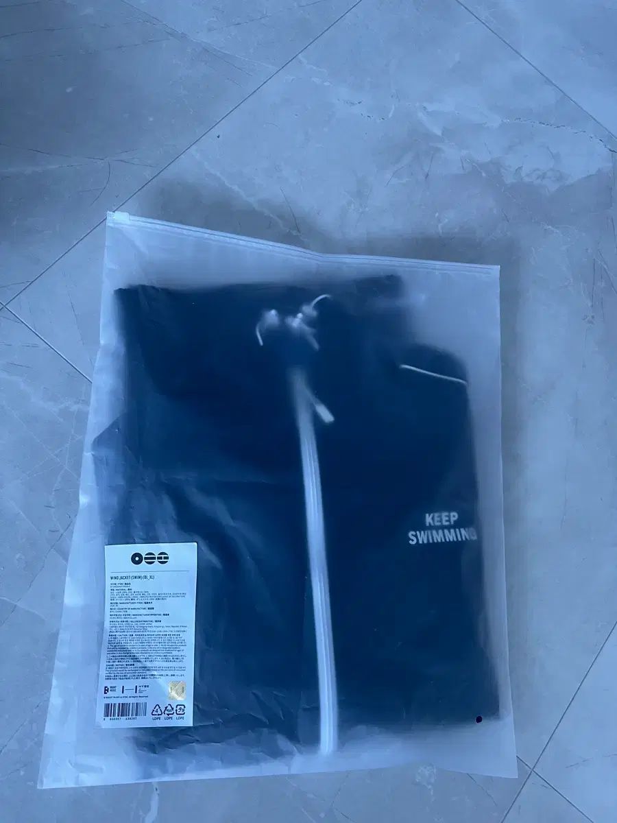 XL bts swim ジャケット
