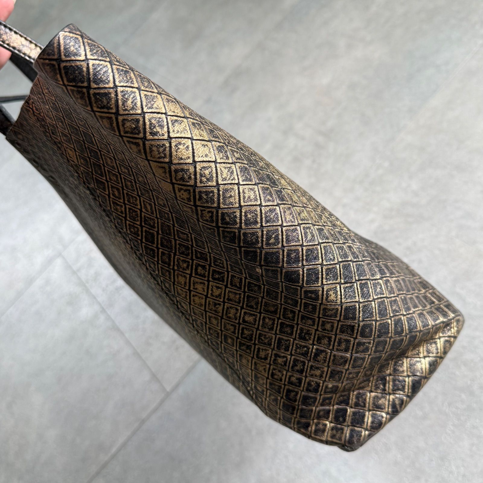 BOTTEGA VENETA ボッテガヴェネタ トートバッグ イントレッチオ