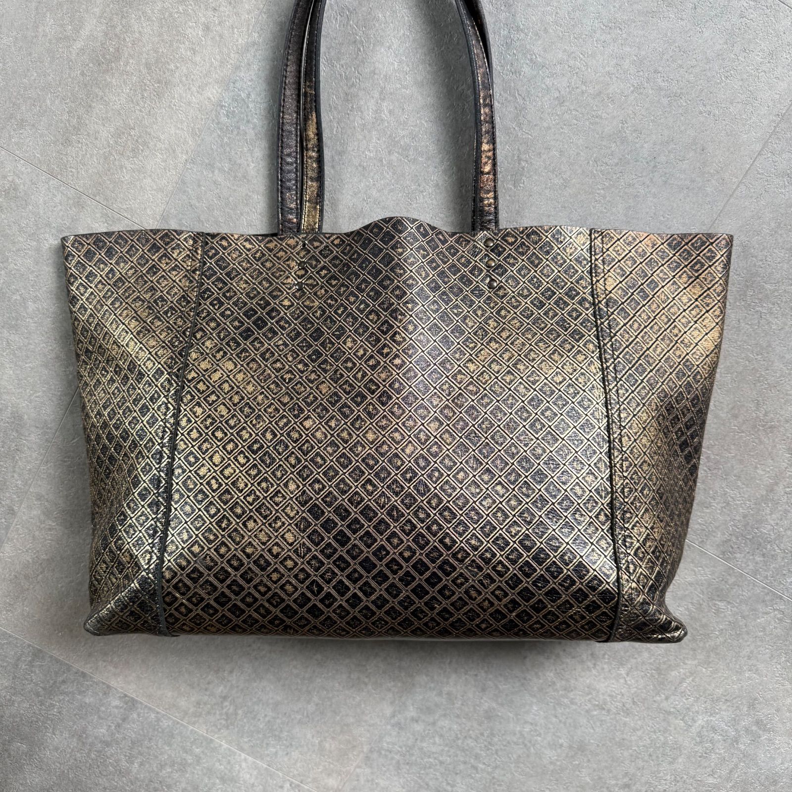 BOTTEGA VENETA ボッテガヴェネタ トートバッグ イントレッチオ 