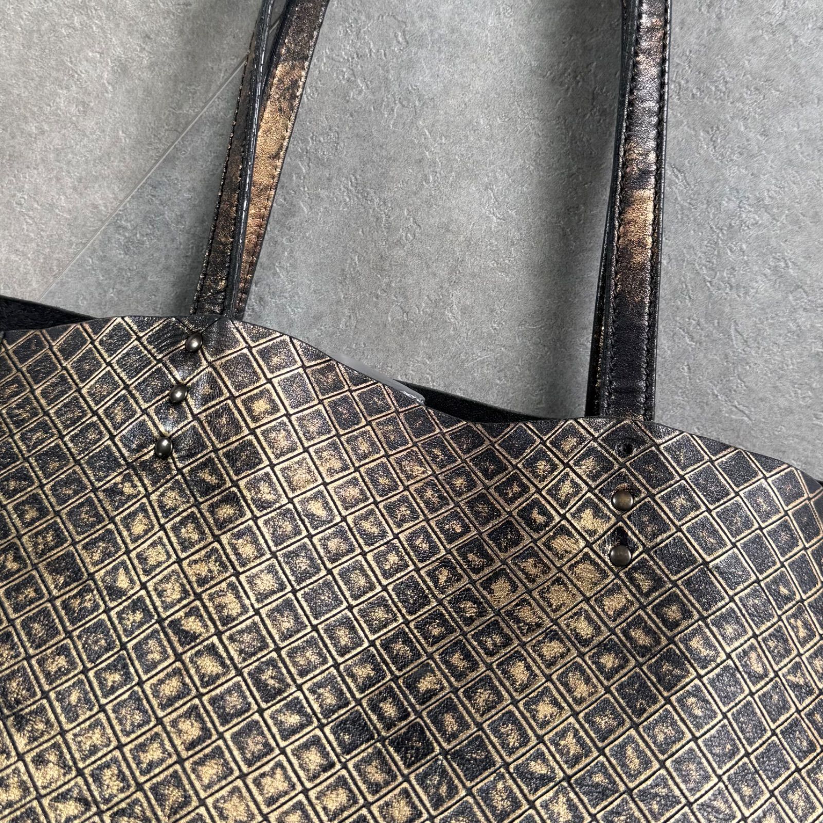 BOTTEGA VENETA ボッテガヴェネタ トートバッグ イントレッチオ