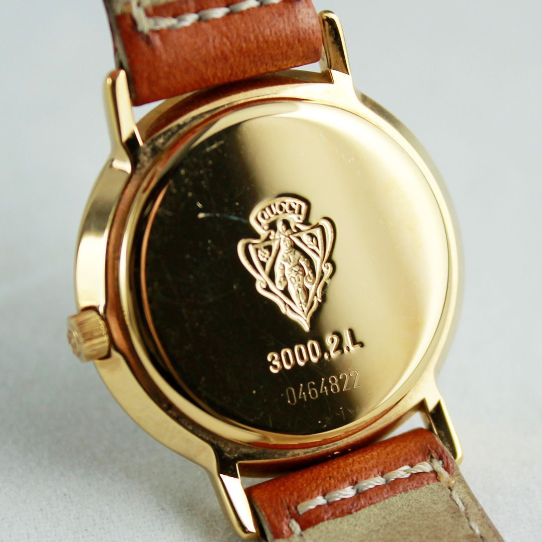 TTS-144 GUCCI グッチ 3000.2.L クォーツ スモールセコンド GP