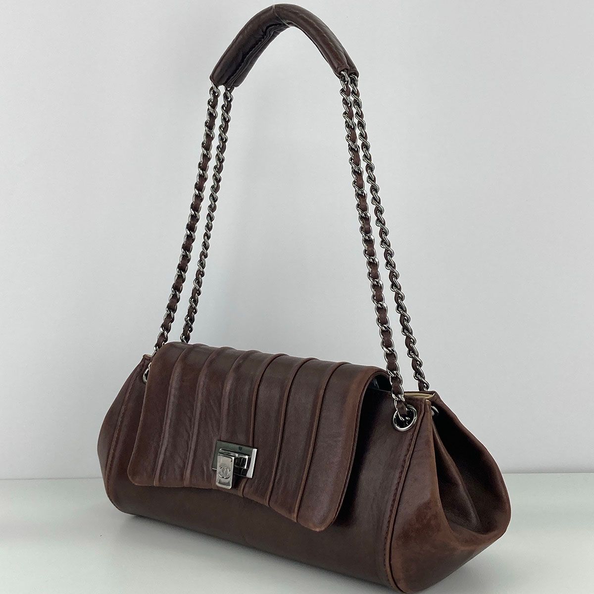 CHANEL シャネル マドモアゼル チェーン ショルダーバッグ 