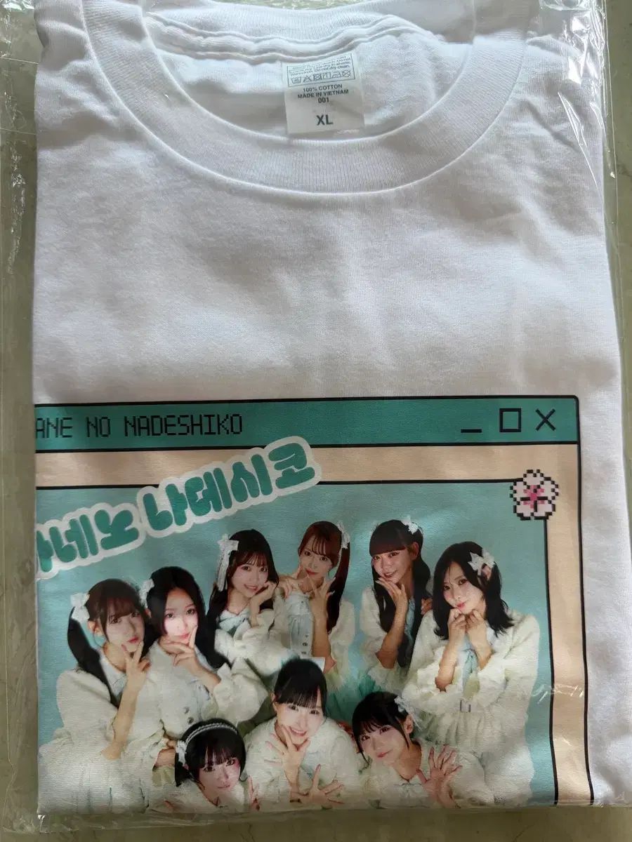 タカネノ なでしこ Tシャツ