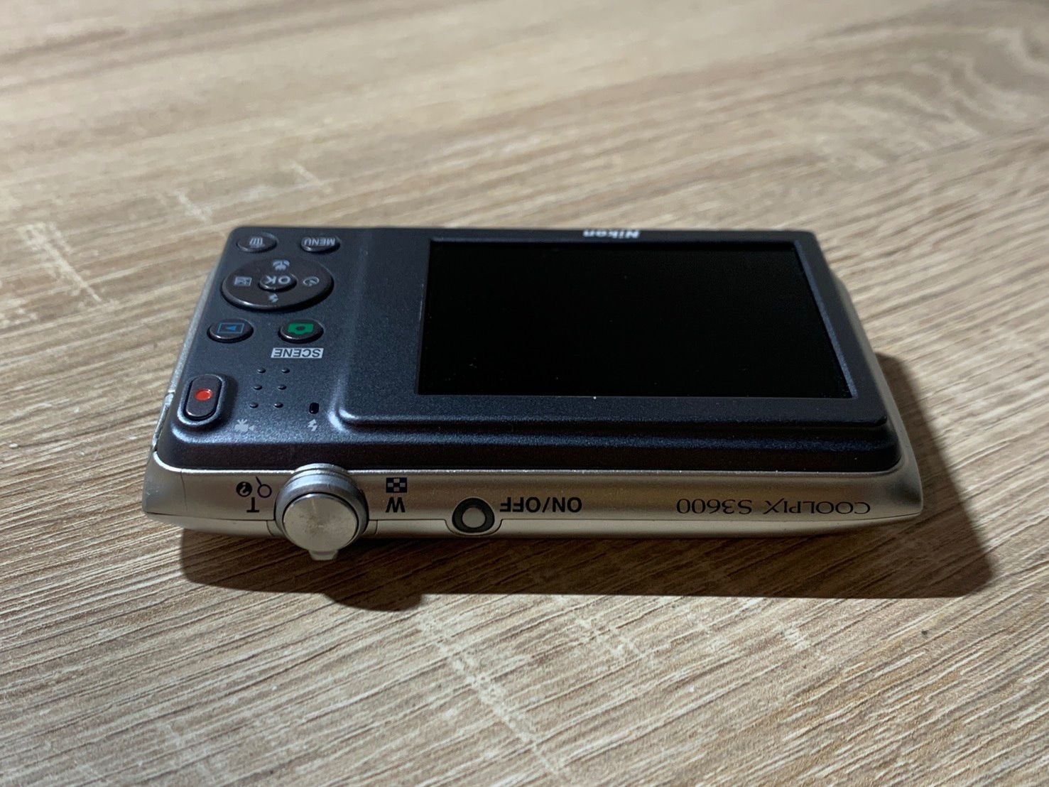 1633 Nikon COOLPIX S3600 シルバー ジャンク品【ネ】 - メルカリ
