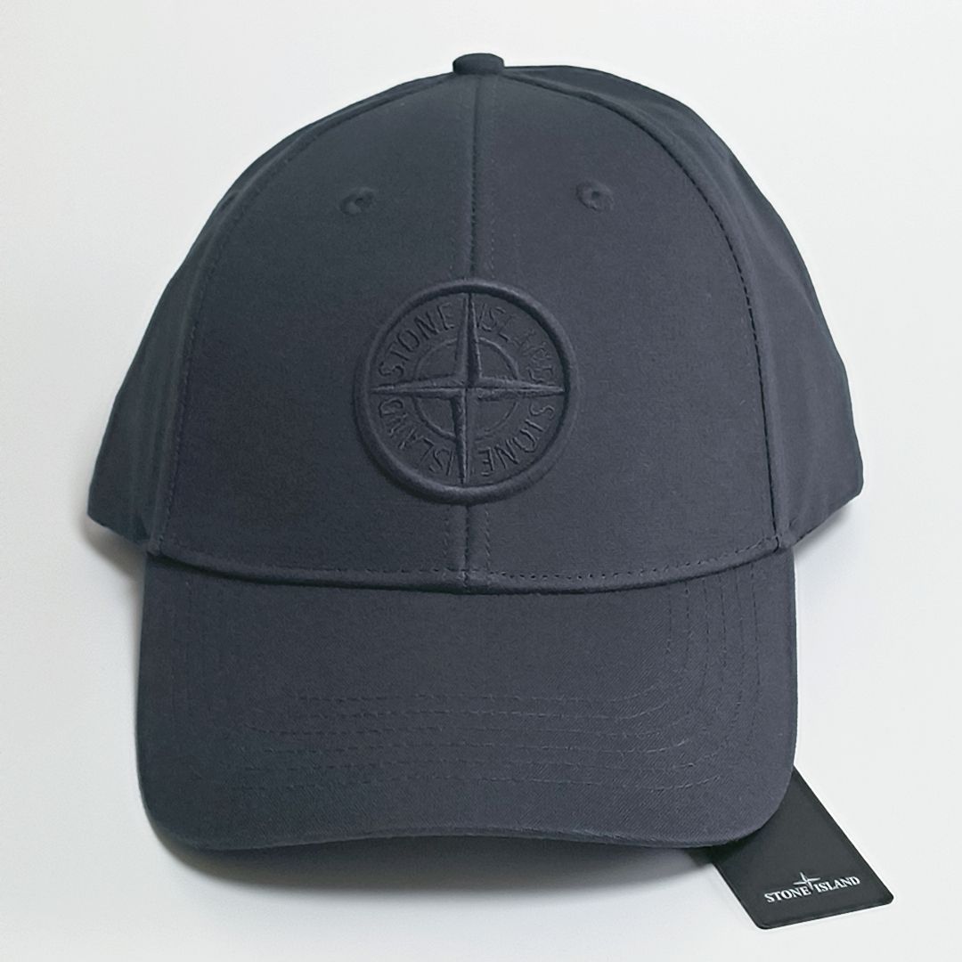 【新品未使用・ヨーロッパ輸入品】STONE ISLAND ベースボールキャップ ネイビーブルー ユニセックス（メンズ・レディース）ストーンアイランド 帽子