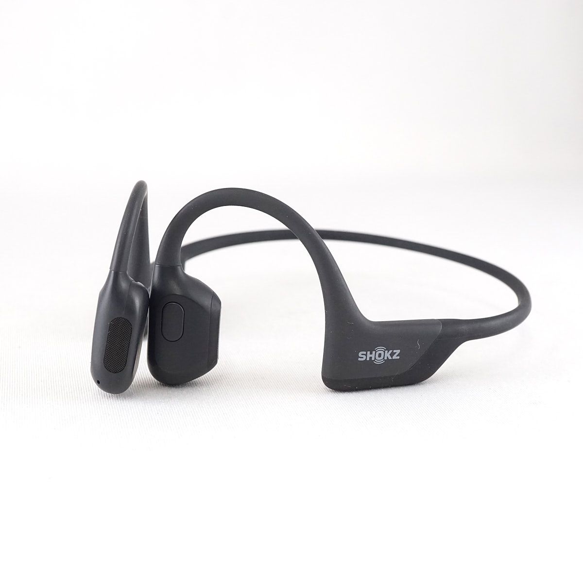 Shokz OPEN RUN PRO mini 骨伝導イヤホン USED美品 SKZ-EP-000014 ブラック IP55 マイク 耳を塞がない スポーツ ショックス S811 完動品 V2453