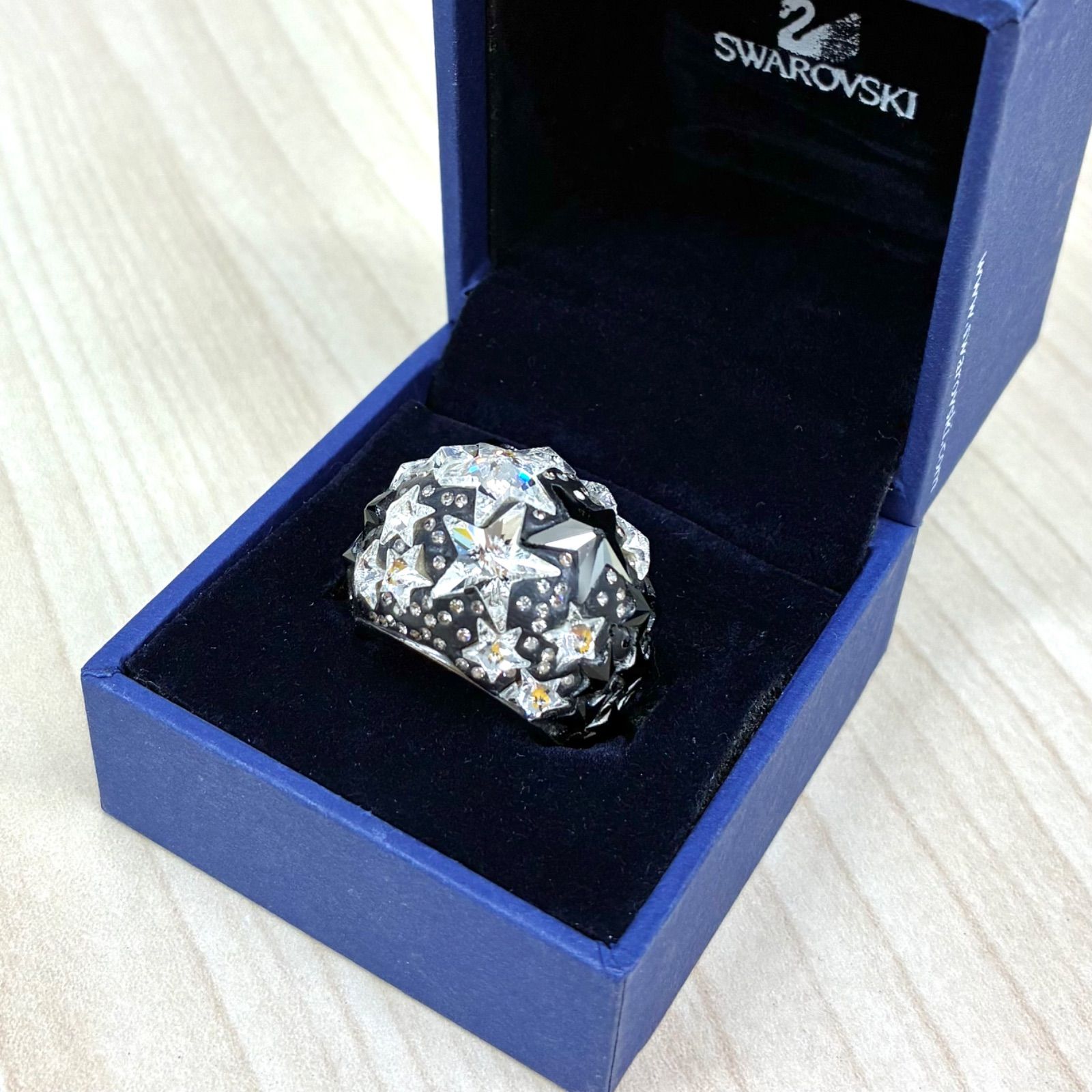 スワロフスキー SWAROVSKI】⚫︎スターモチーフリング 11号 EUR53 