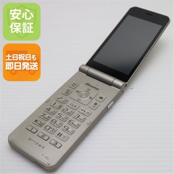 美品 arrows ケータイ ベーシック F-41C ゴールド スマホ 白ロム 土日祝発送OK 05000