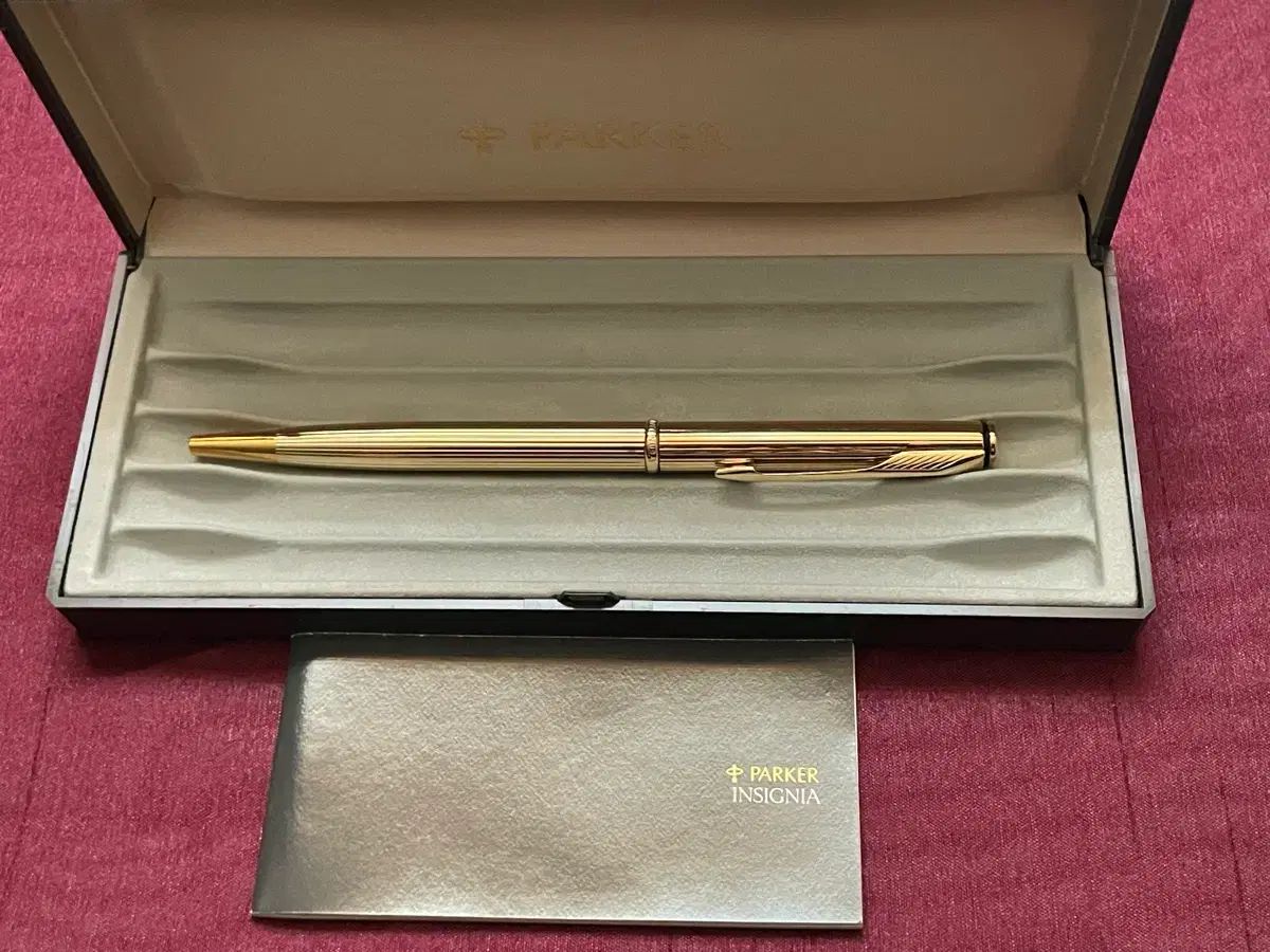 パーカ インシグニア 14K ディムナイト GT ボールペン