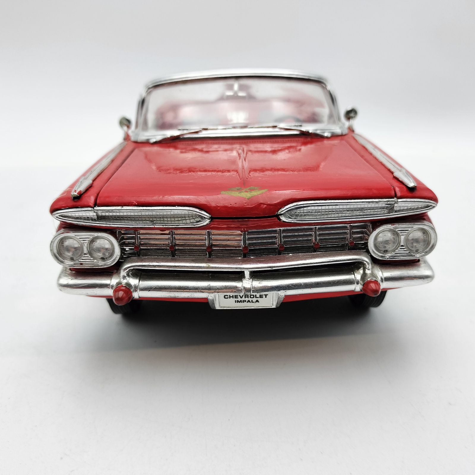 1959 シボレー インパラ コンバーチブル レッド 1/18 ロードタフ ダイ