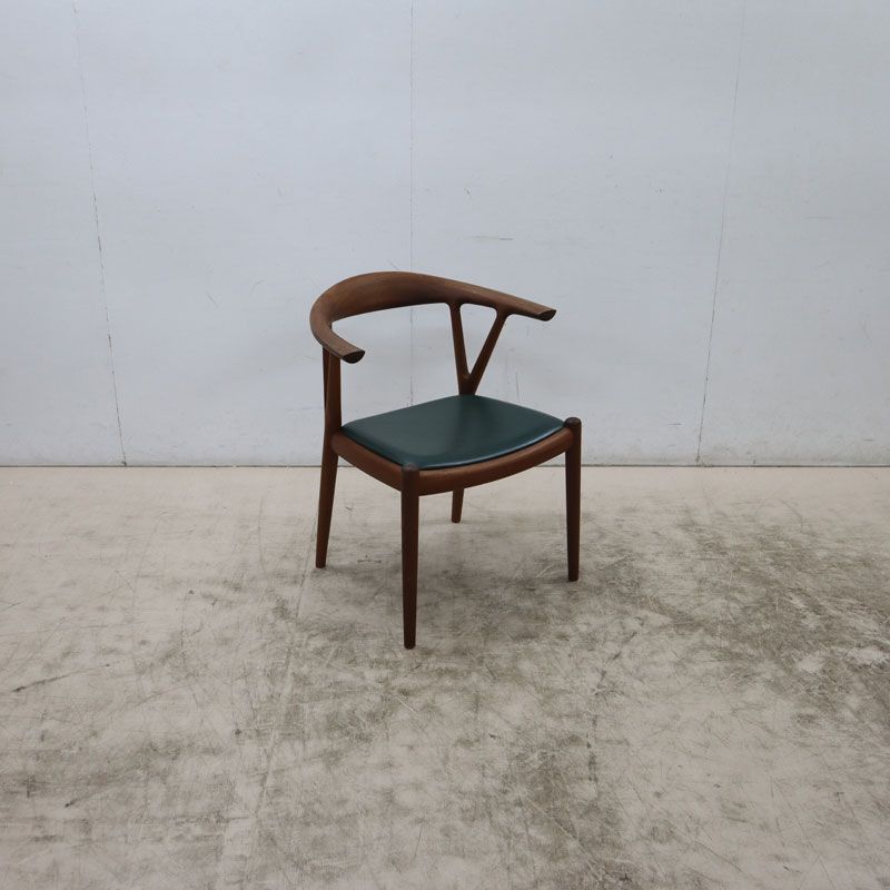 家具蔵 KAGURA 無垢材 V CHAIR Vチェア アームチェア/ダイニング