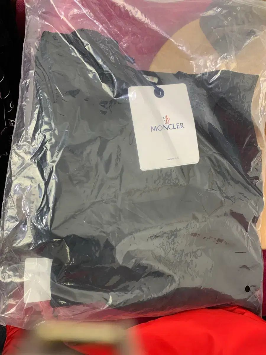 モンクレール ブラック 半袖 Tシャツ S size
