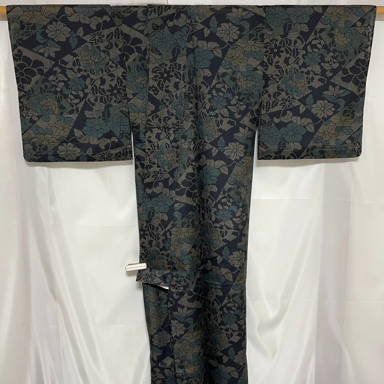 K238 美品 夏大島紬 紗 単衣 草花 菱 正絹 和装 和服 着物 - メルカリ