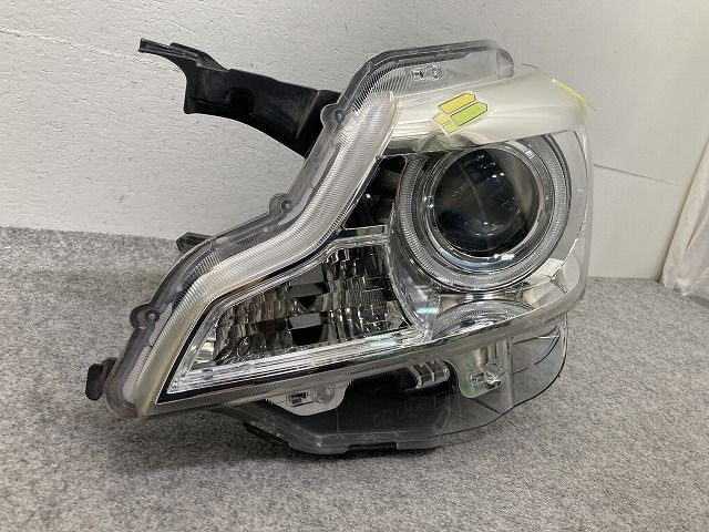 スペーシア カスタム MK32S/MK42S 純正 左 ヘッドライト/ランプ