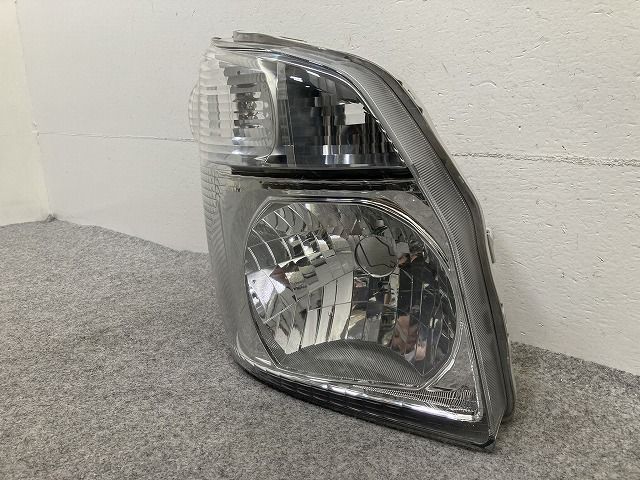 キャリイ トラック DA16T 純正 右 ヘッドライト/ランプ ハロゲン