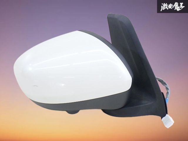 【保証付】ダイハツ 純正 LA800S ムーヴ キャンバス ドアミラー 右 運転席側 カメラ付 13P 電動格納 XE7 パールホワイトIII LA810S 棚13-3