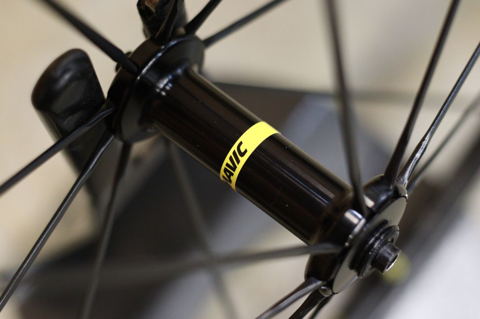 MAVIC Ksyrium Pro UST アルミクリンチャー