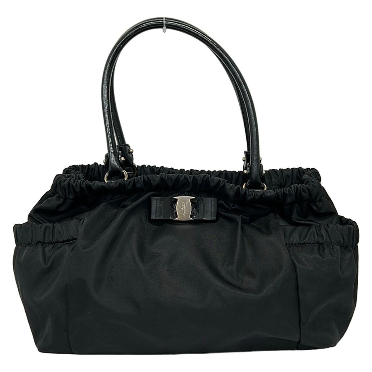 FERRAGAMO/SalvatoreFerragamo(サルバトーレフェラガモ) トートバッグ ヴァラ 黒 レザー