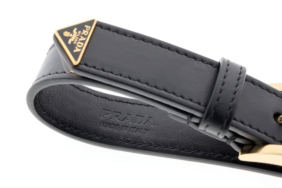 プラダ / PRADA トライアングル ロゴ キーチェーン / キーリング