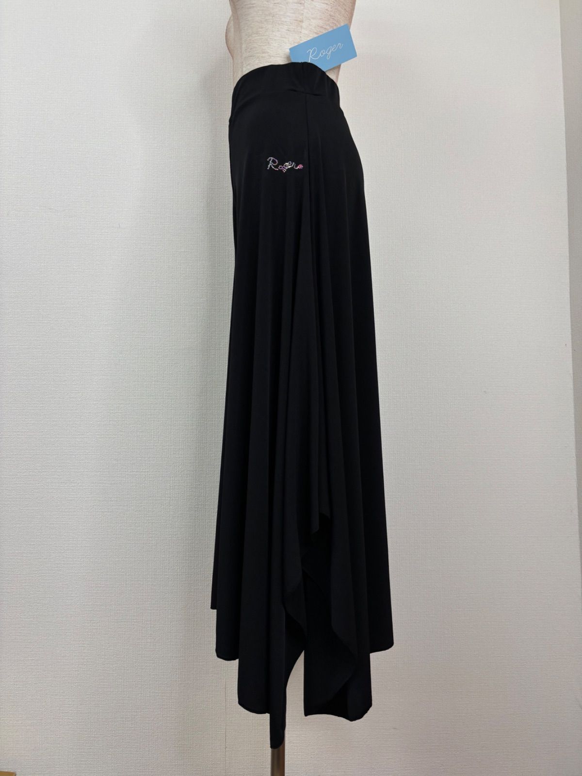 新品》社交ダンス ブラック 裾デザイン ワイドフレアパンツ 衣装