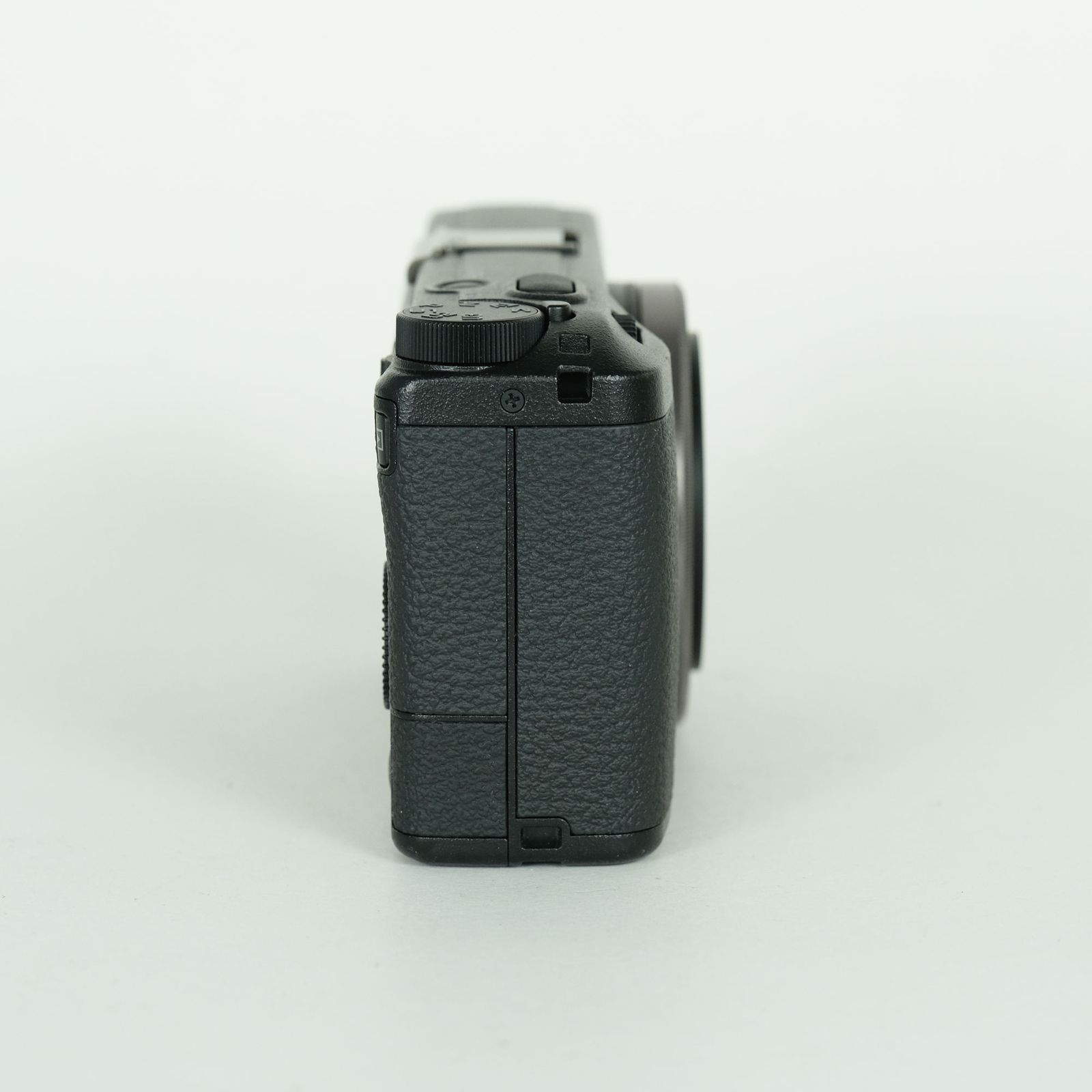 良品 | シャッター数840回] RICOH GR IIIx | コンパクトデジタルカメラ