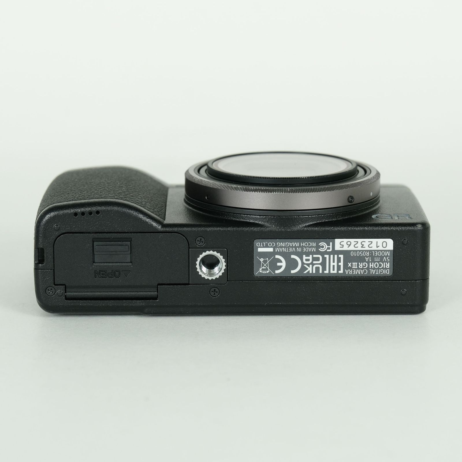 良品 | シャッター数840回] RICOH GR IIIx | コンパクトデジタルカメラ