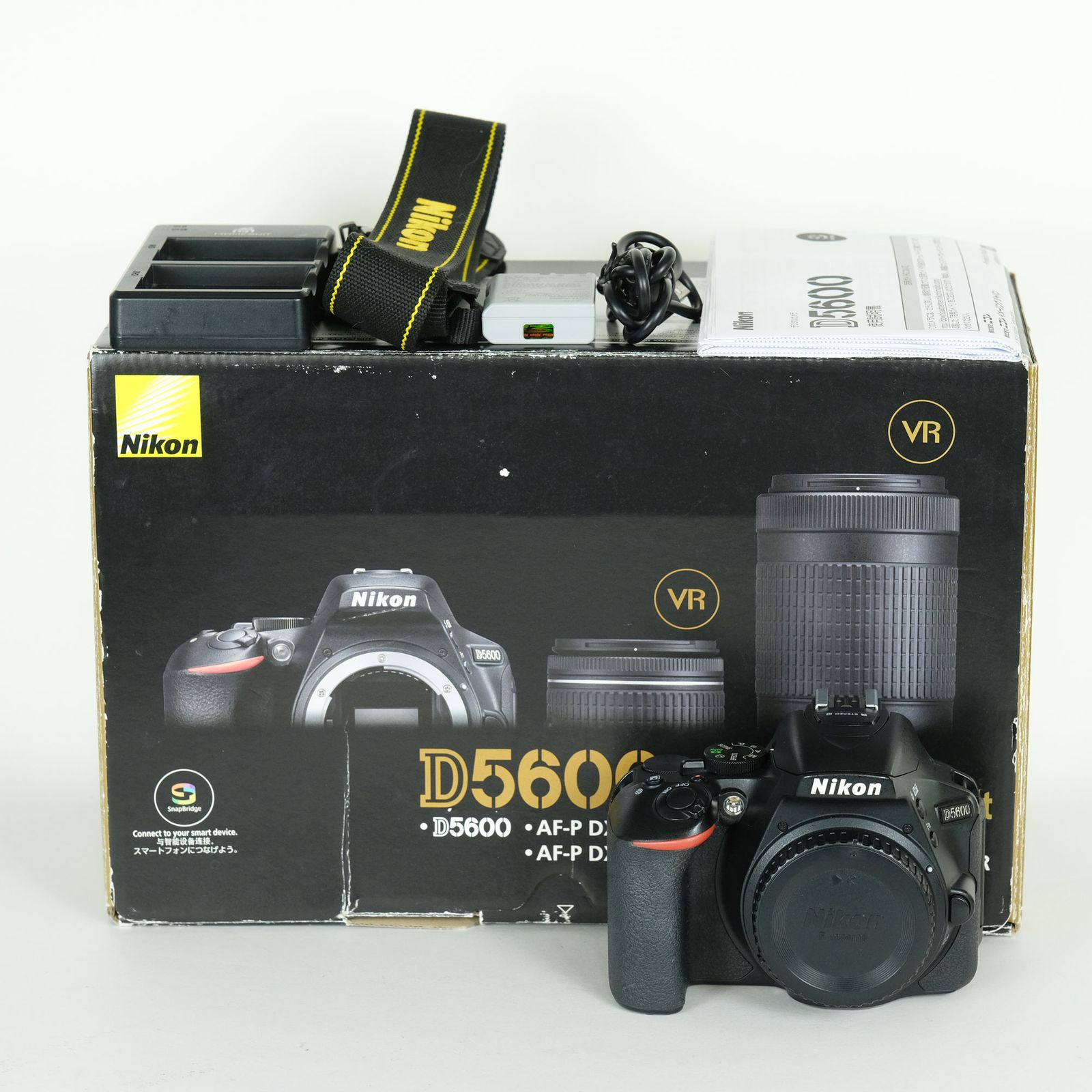 [並品 | シャッター数56,800回] Nikon D5600 [ボディ] | Nikon Fマウント 28,120円