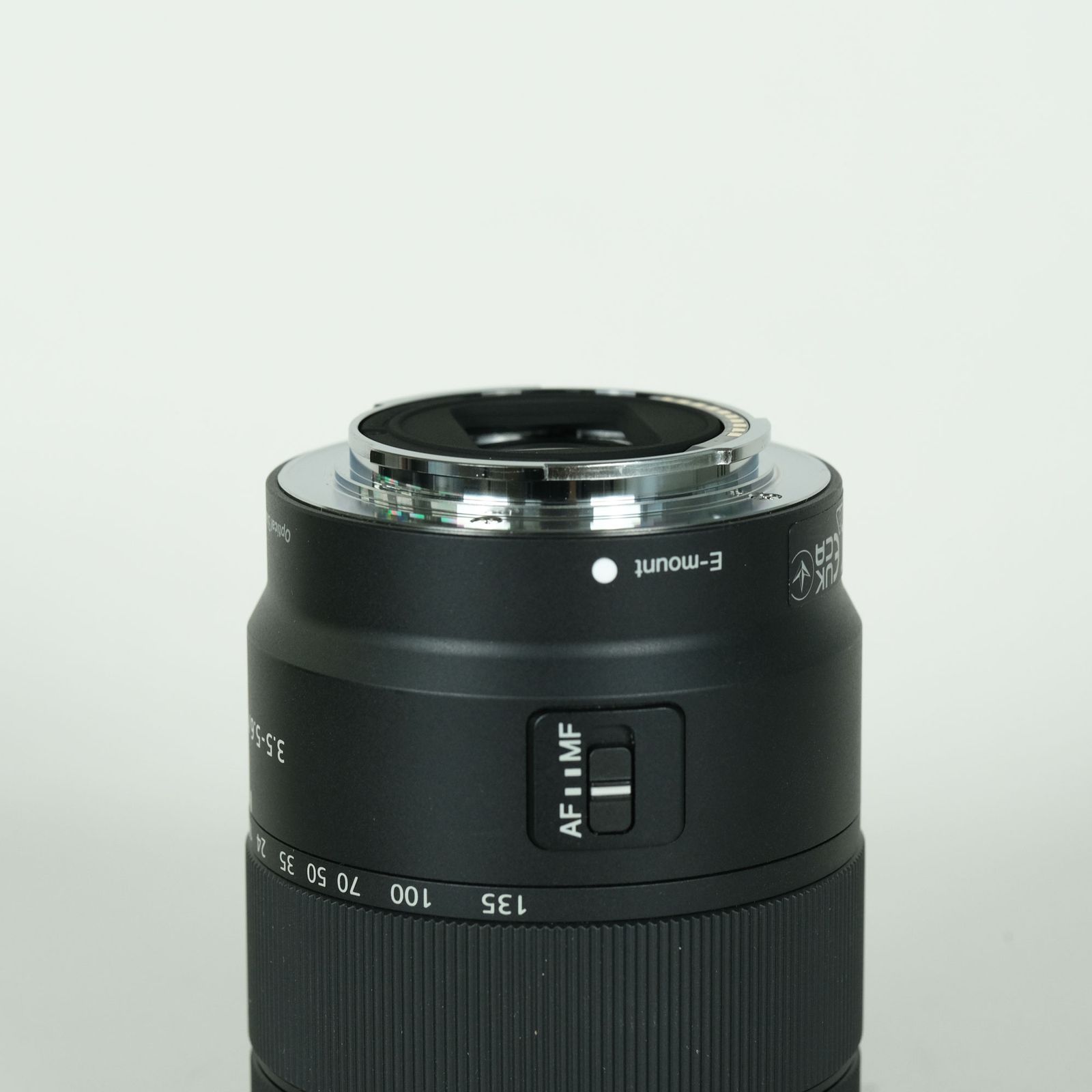美品 | フィルター付] SONY E 18-135mm F3.5-5.6 OSS SEL18135 | SONY
