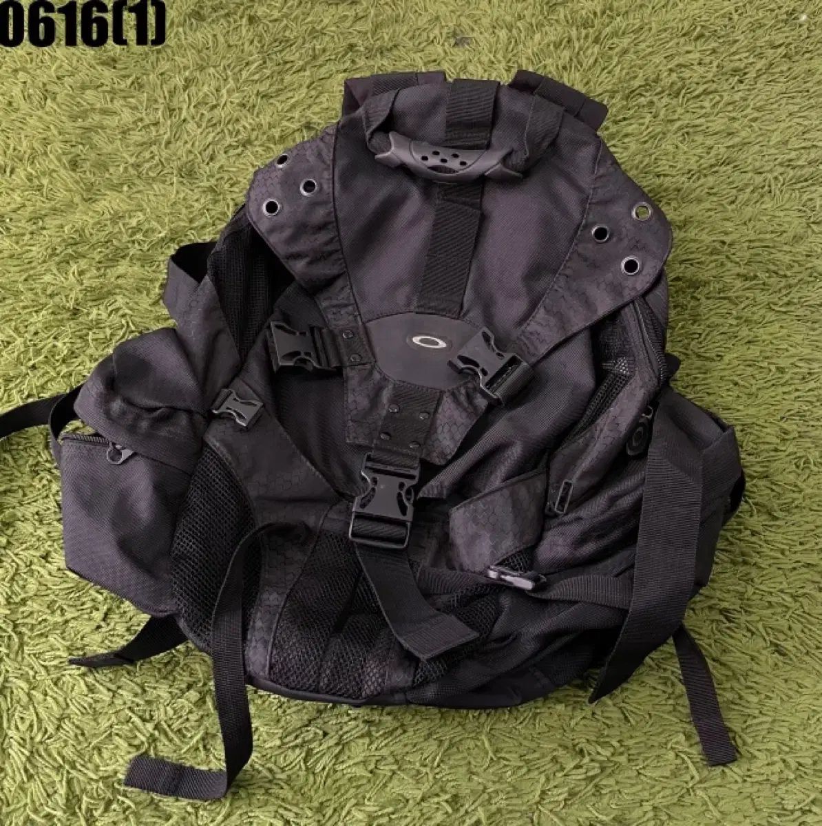 オークリー バックパック 黒色 バッグ