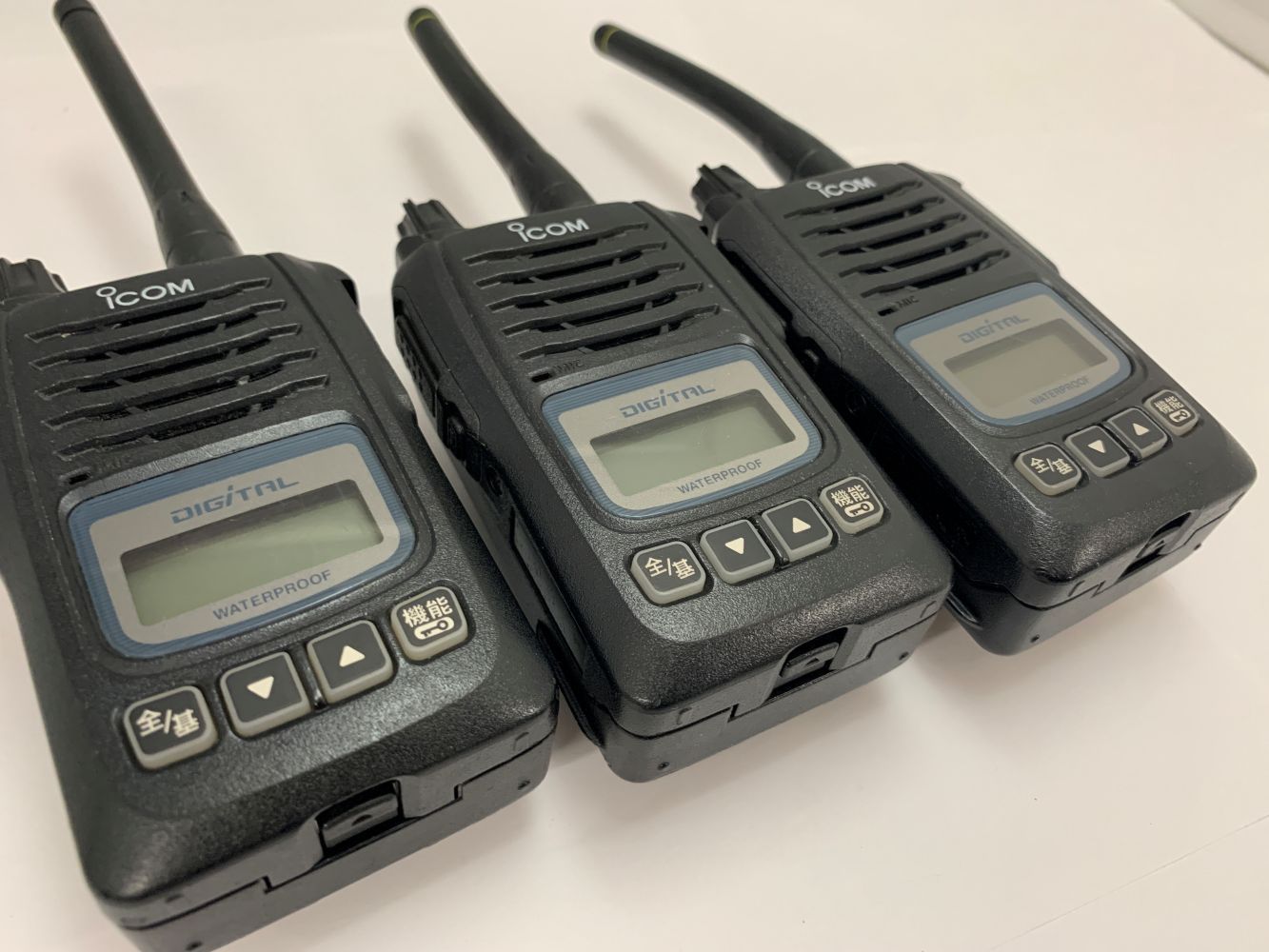 □中古□送料無料□3台セット□アイコム D60 デジタル簡易無線機5W