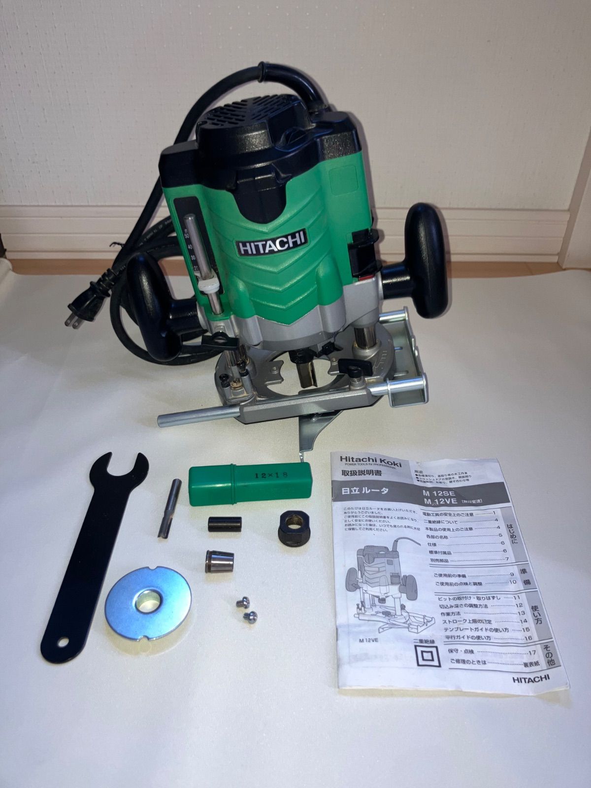 【日立工機】 日立工機 M12SE ルータ 18ｍｍ付属【状態良】【中古品】 12mm ルーター 日立 HITACHI