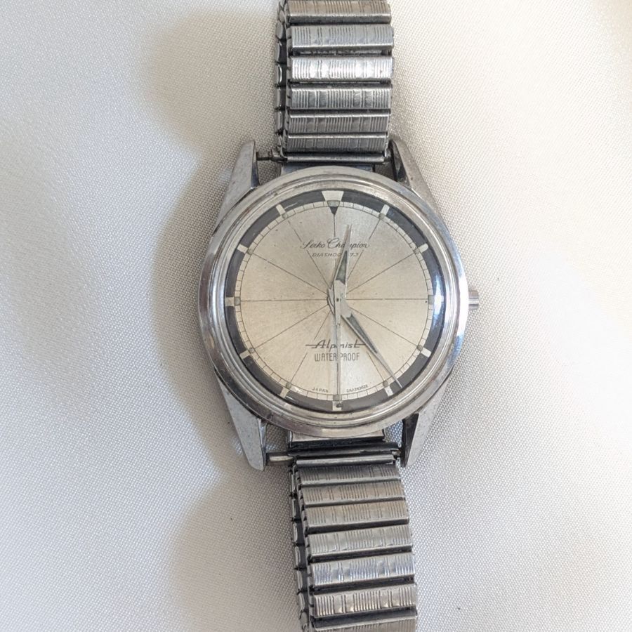 SEIKO champion alpinist J13049