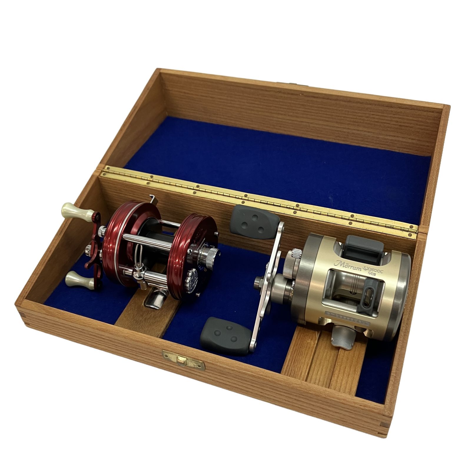 アブガルシア RECORD No.5000 Morrum SX-3600C IVCB Ambassadeur 50周年記念 限定セット ベイトリール 釣具 Abu Garcia 中古 C11231583