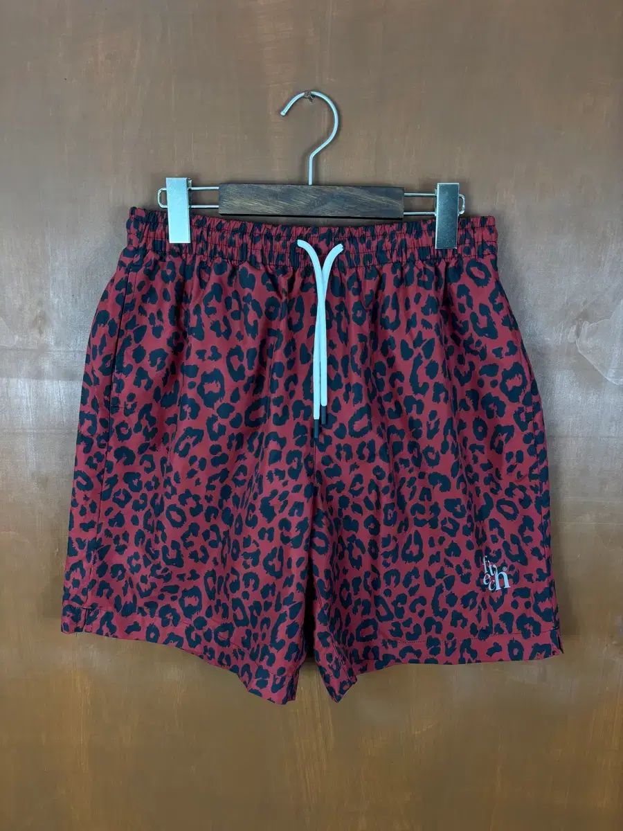 ペッチ ヒョウ柄 レオパード ハーフパンツ