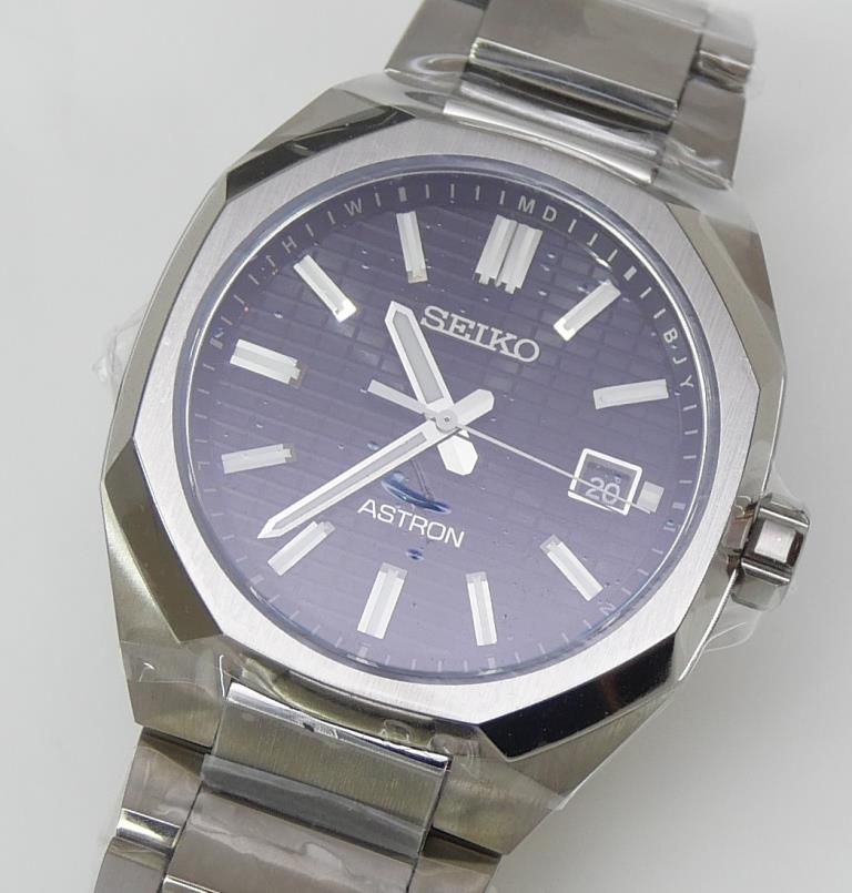 セイコー SEIKO アストロン ネクスター ソーラー電波 SBXY063 黒文字盤 チタン