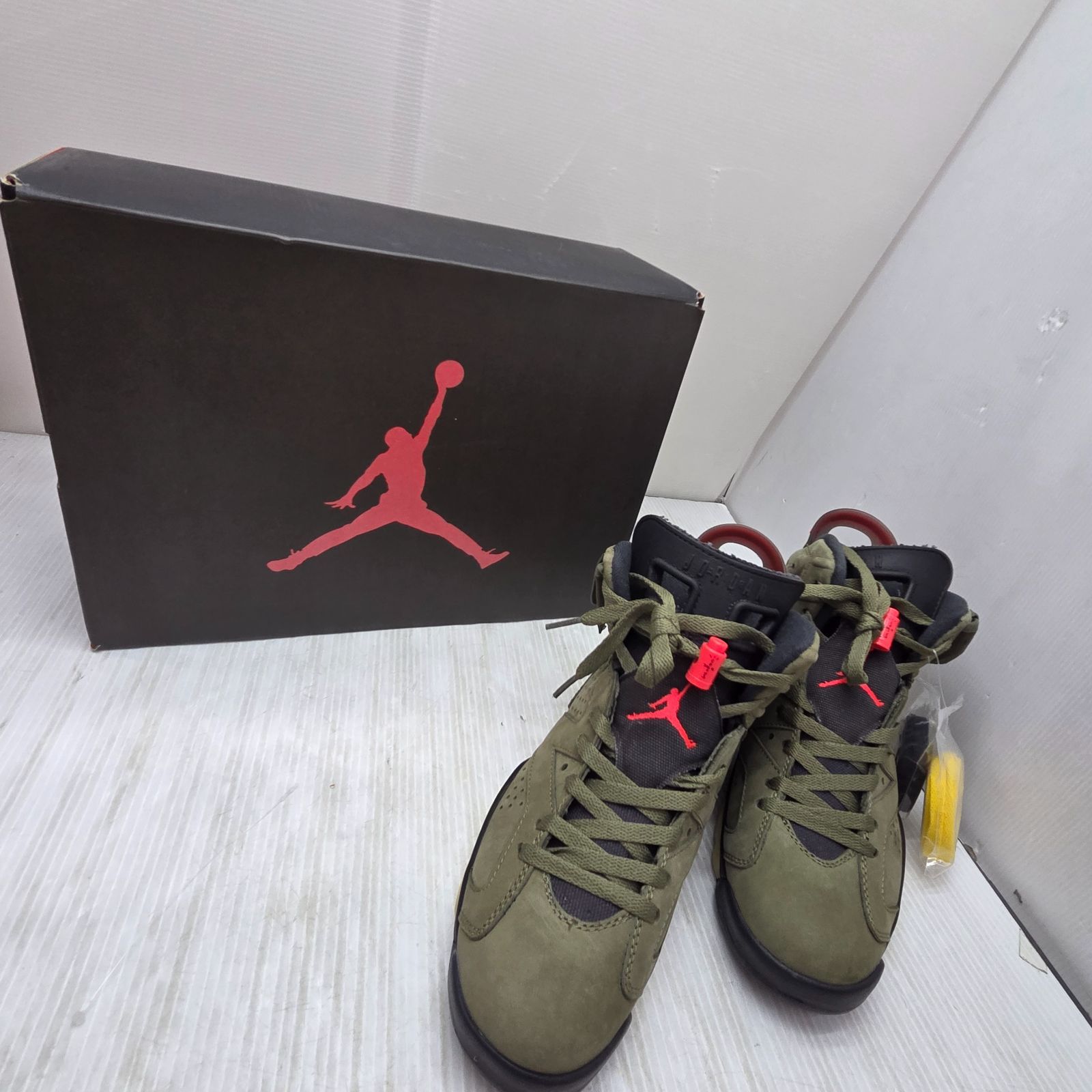 6 S05249 NIKE × Travis Scott ナイキ トラヴィススコット AIR JORDAN 6 RETRO SP エアジョーダン CN1084-200 US8.5 26.5cm 箱有 靴 メンズ
