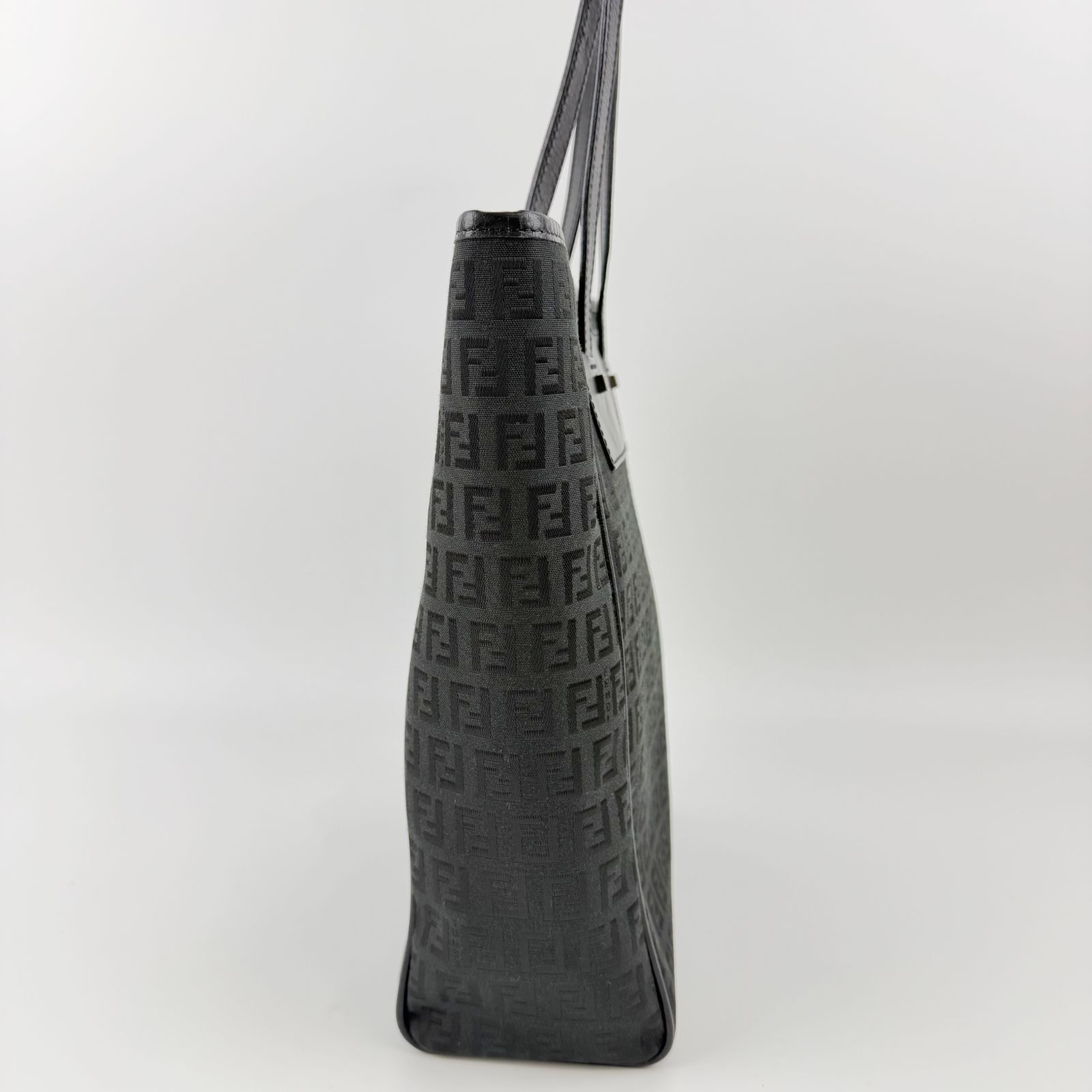 中古】FENDI フェンディ ズッカ柄 FFロゴ トートバッグ キャンバス
