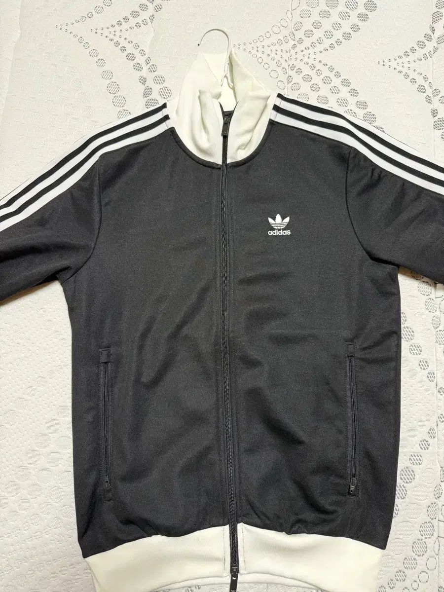 アディダス BECKENBAUER(ベッケンバウアー) ジャージ 出品