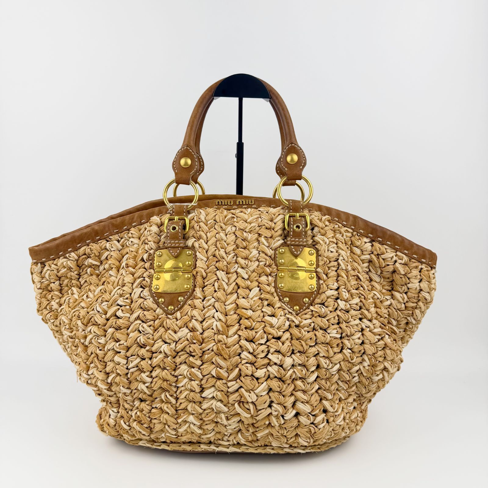 中古】MIU MIU ミュウミュウ クロシェ レザーハンドル ハンドバッグ