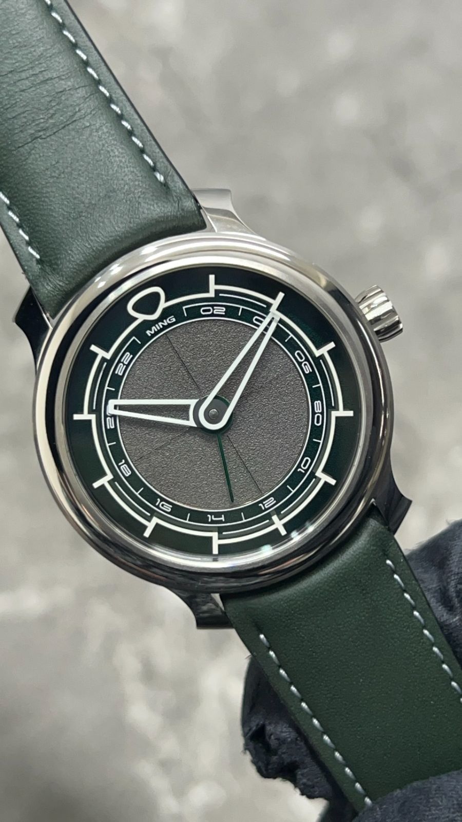 MING(ミン) 22.01 GMT【2023年4月印】【極美品】【22.01】