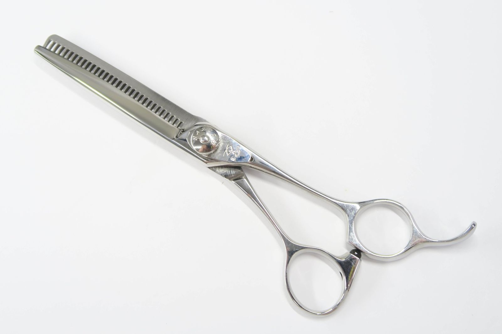 Cランク【ナルトシザー naruto scissors】 二梳きランギーB31 セニング 美容師・理容師 5.8インチ 右利き 【中古】:H-11666