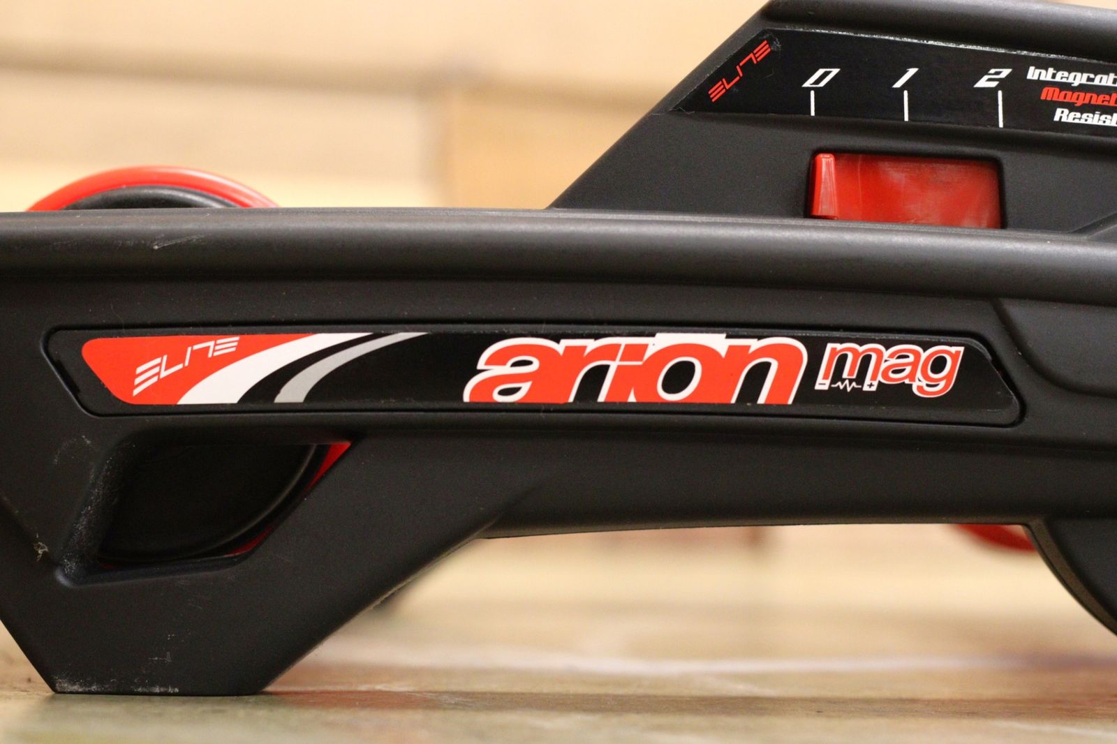エリート ELITE アリオン マグ ARION MAG 3本ローラー トレーナー